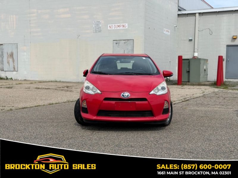 Used 2013 Toyota Prius c for sale in Brockton, MA